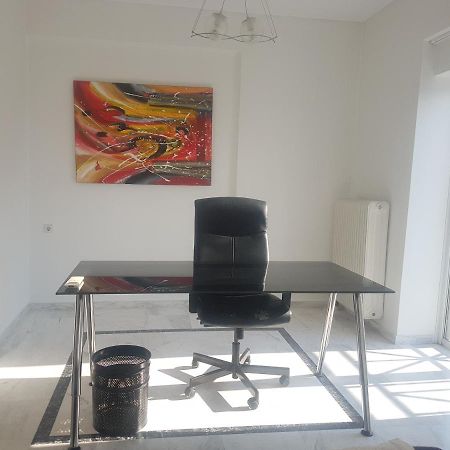 Nn Larisa Deluxe Apartment מראה חיצוני תמונה