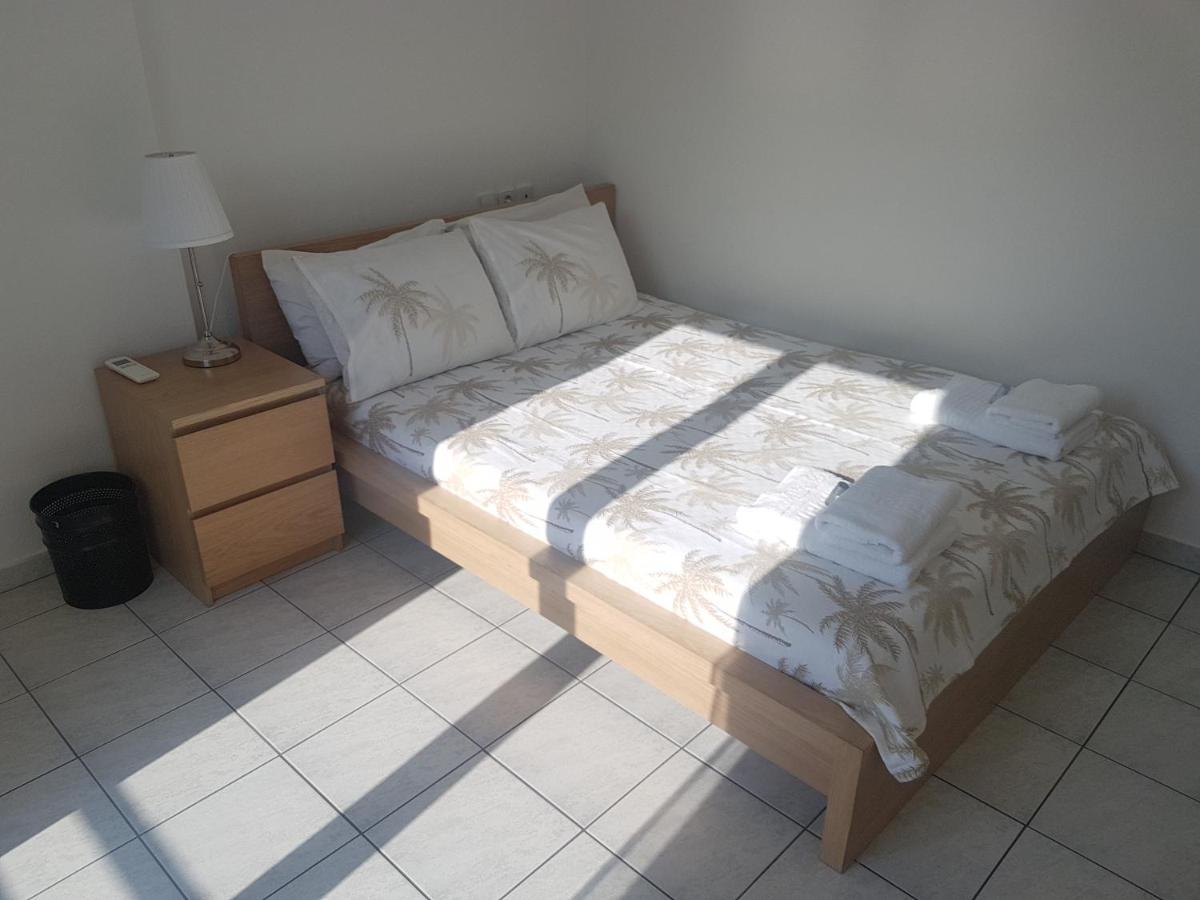 Nn Larisa Deluxe Apartment מראה חיצוני תמונה